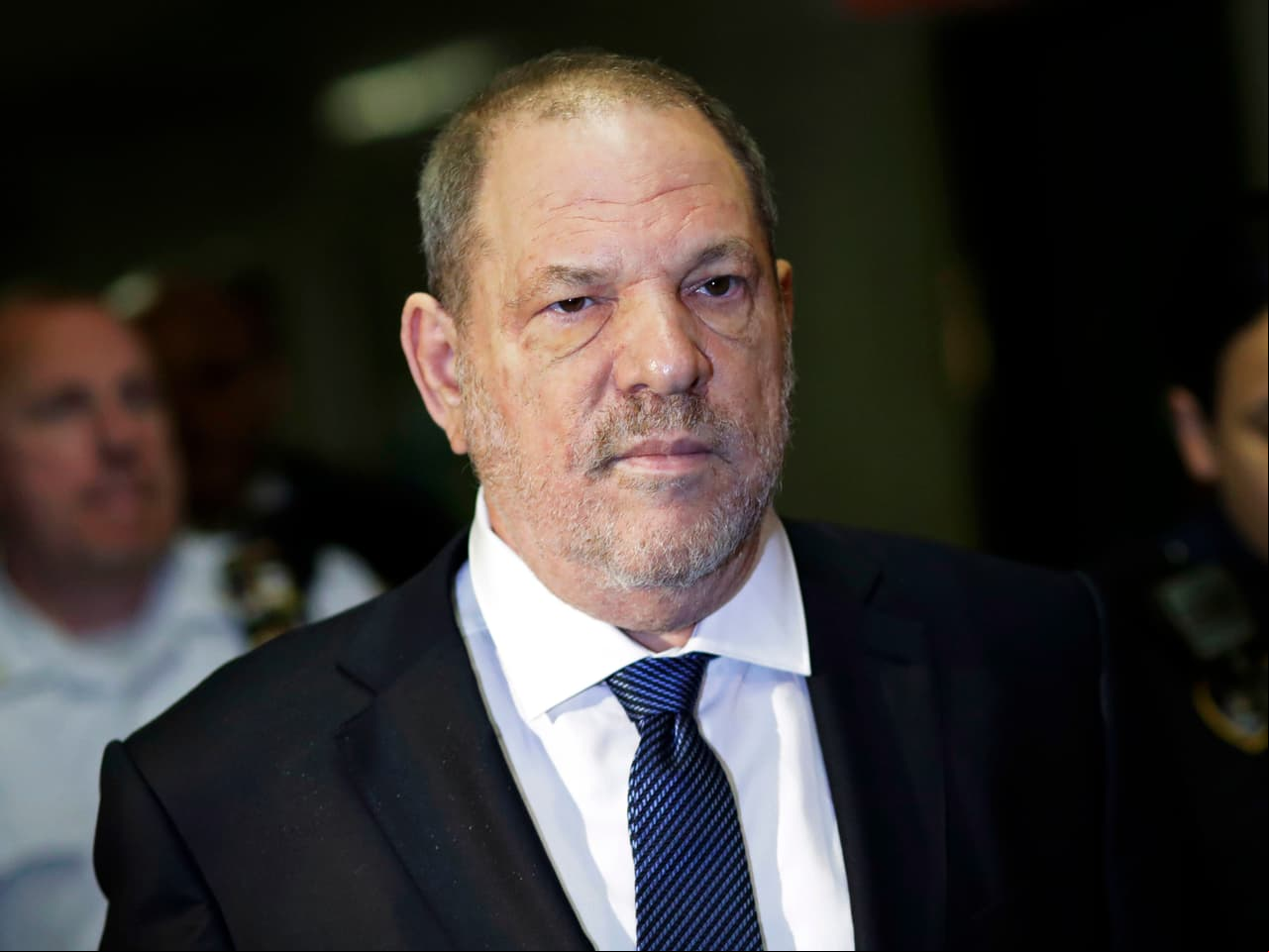 Harvey Weinstein está en juicio luego de que 80 mujeres lo acusaron de haberlas violado. Dentro de las víctimas están estrellas como Angelina Jolie, Lupita Nyong’o, Gwyneth Paltrow, Ashley Judd, entre otras.