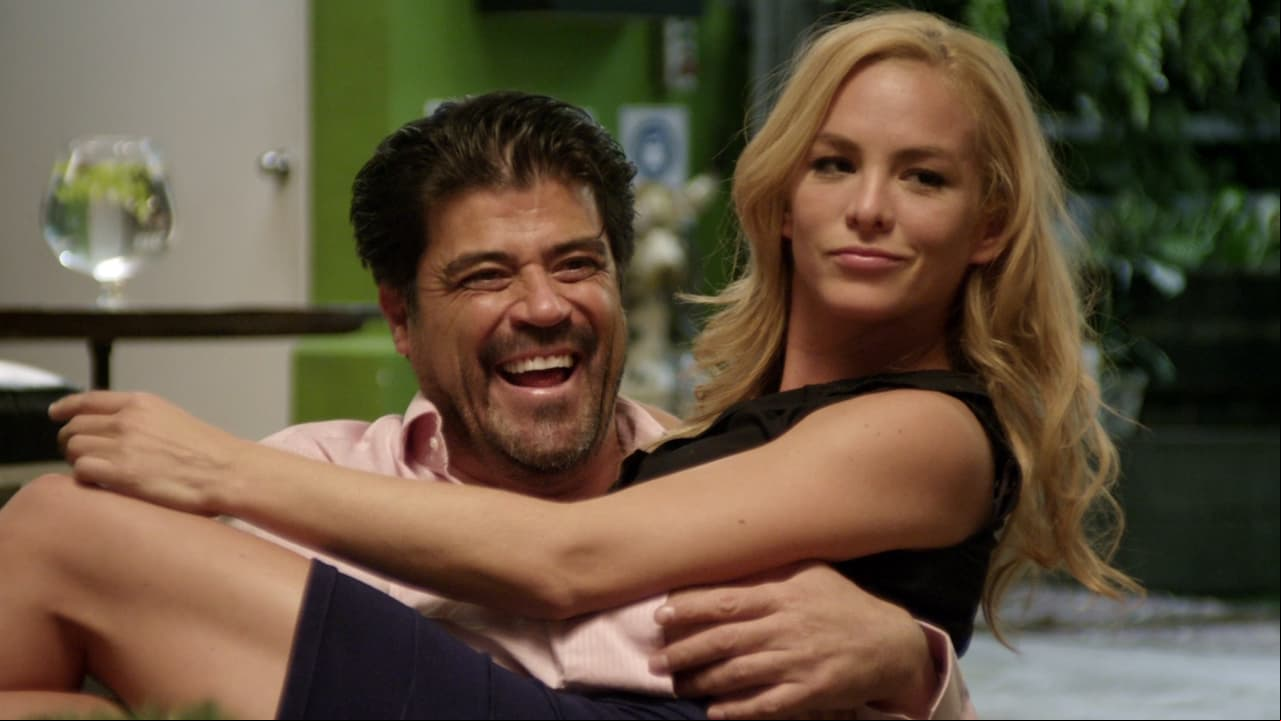 'Miranda' es interpretada por Begoña Narváez, el amor tóxico de 'Paco' desde la primera temporada. Ella quiere casarse, pero él está a gusto con ella como su 'incondicional'.