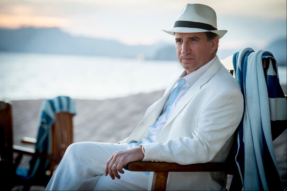 En el amor no se manda y por más de una razón Arturo de Córdova era un sueño inalcanzable, así continuaron trabajando en Cuba, con el productor Gregorio Wallerstein....