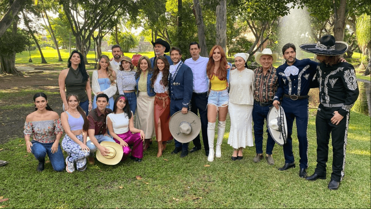 Kimberly Dos Ramos y Rodrigo Guirao dan claquetazo oficial de 'Me Atrevo a Amarte'