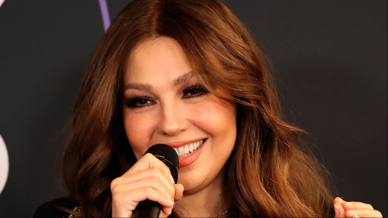 Thalía será conductora del Latin Grammy y reacciona ante íntimas confesiones de sus compañeros