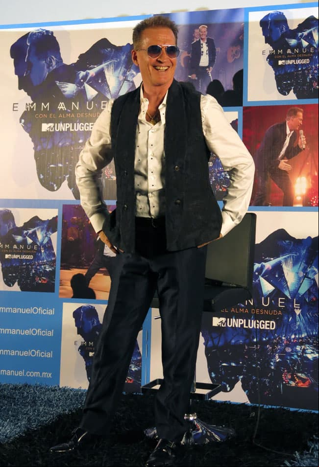Emmanuel presenta disco