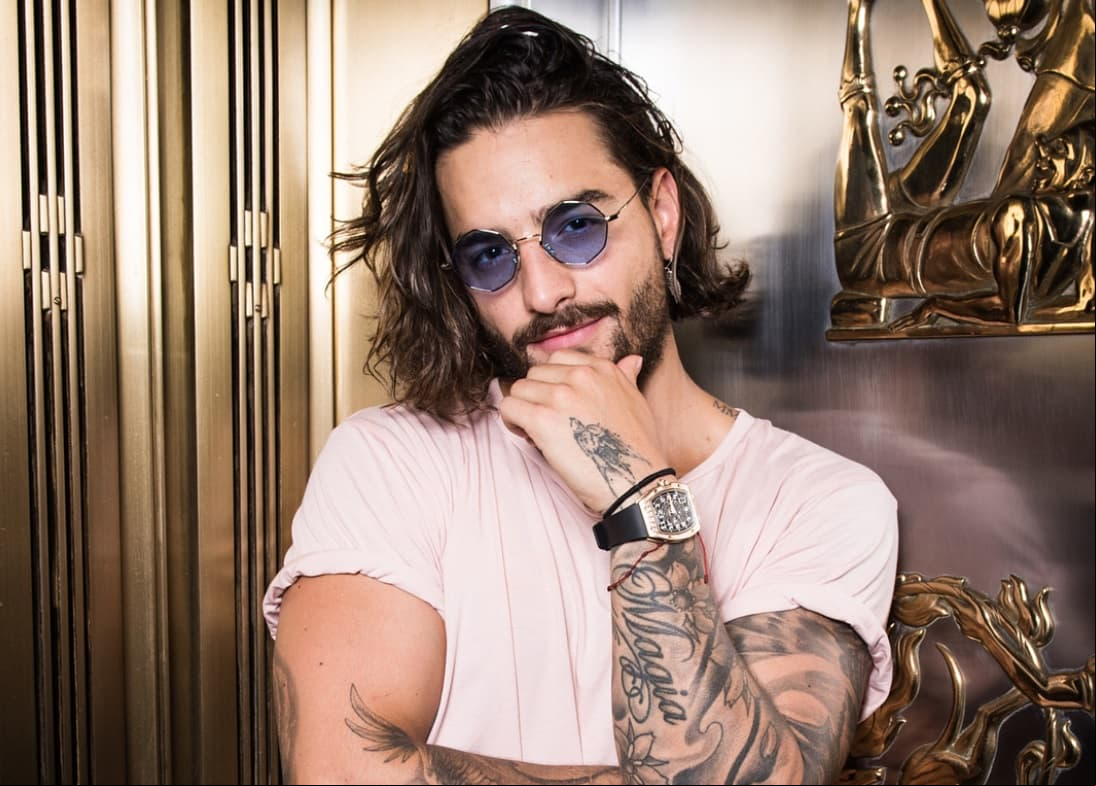 Maluma divbide opiniones con su look
