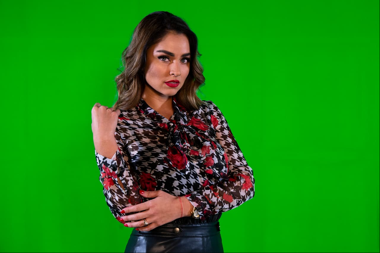 Claudia Martín da vida a "Natalia", una mujer sensual, sofisticada, elegante, astuta, enigmática y manipuladora.
