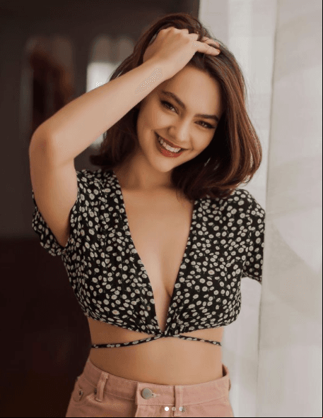 <b>¿Qué te gusta y qué no te gusta comer?</b>
<br>
<br>"Mi comida favorita son los chiles en nogada y odio comer todo lo que tenga pollo y vainilla".