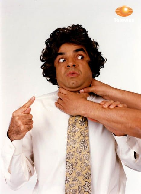 Eloy GamenóDirecto del programa XHDRBZ (2002), este personaje es tan, pero tan desesperante que cualquiera termina estrangulándolo. Cómo olvidar su característica queja: ”¡óigame no!, ¡me ahorcó óigame!”.