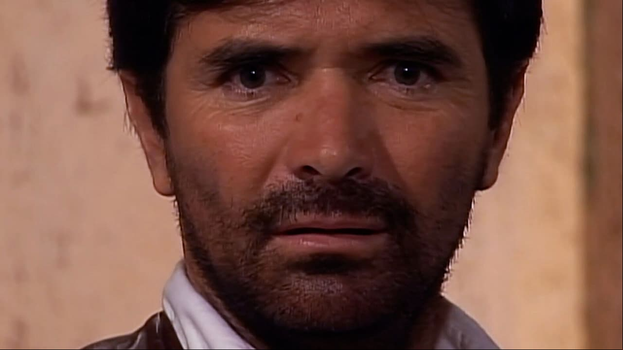 Renato acaba con la vida de Nicandro por defender a Angélica