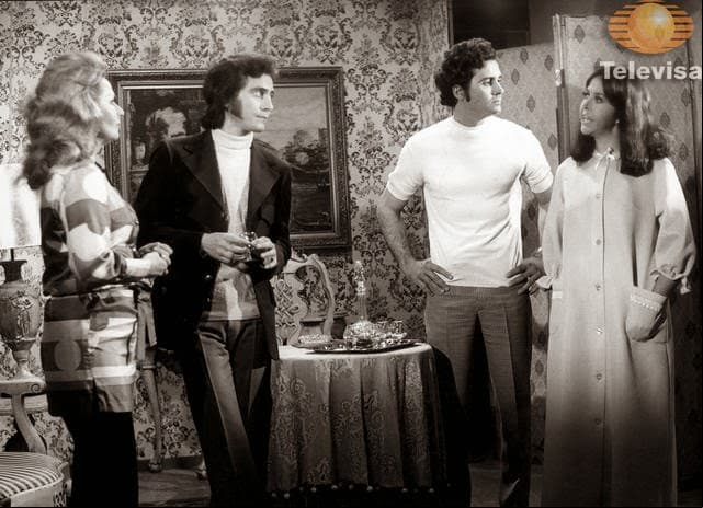 Parte del elenco de 'Muchacha italiana viene a casarse'.
