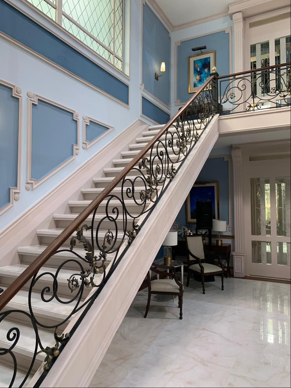 La inspiración principal para construir esta casa presidencial no fue 'Los Pinos'. Sin embargo, el equipo sí tomó en cuenta la configuración del espacio como base para determinar todas las áreas.