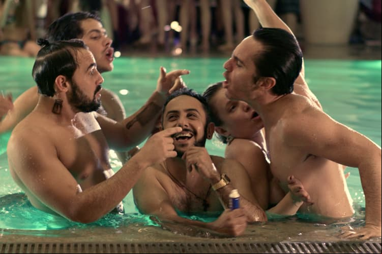 Mauricio Ochmann en el filme 'Hazlo como Hombre'