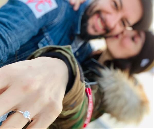Faisy empieza el 2020 con una gran noticia: se comprometió con su novia Iratxe Beorlegui durante sus vacaciones a Europa.