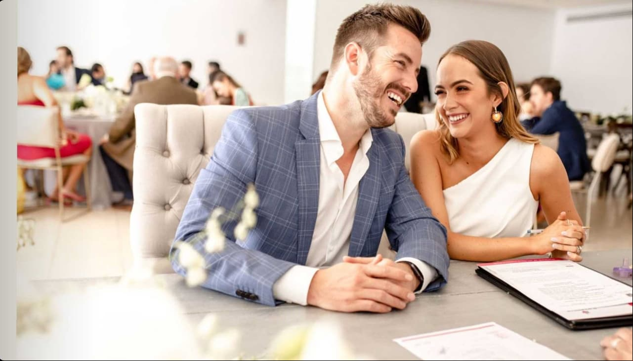 Juan Diego Covarrubias y Renata Haro sellaron su amor con una íntima ceremonia