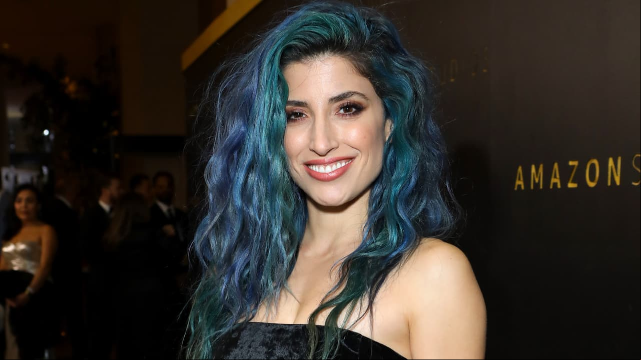 <h2 class="cms-H2-H2">Tania Raymonde / Cynthia Sanders</h2>