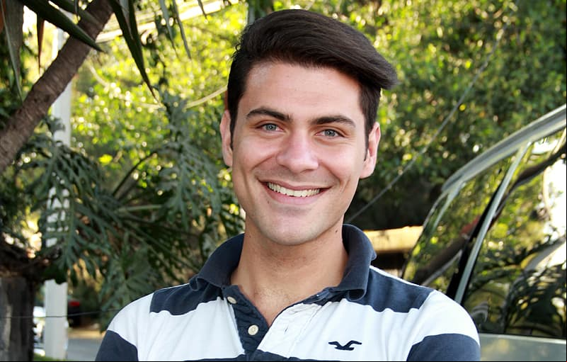 ENTREVISTA con Guillermo Collard, ¡su madre viola a su mejor amigo!