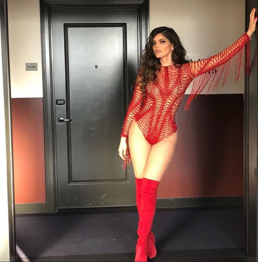 Ana Bárbara presume su sensual figura en redes sociales