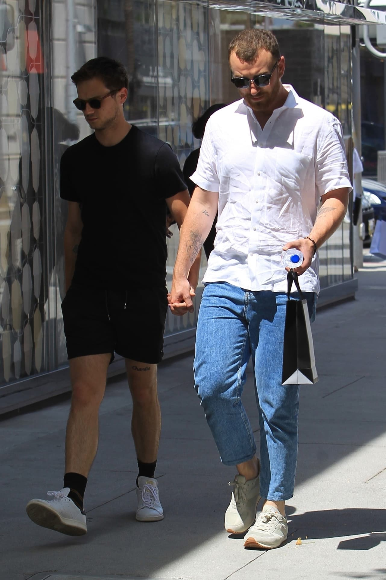 Sam y Brandon de compras en Rodeo Drive