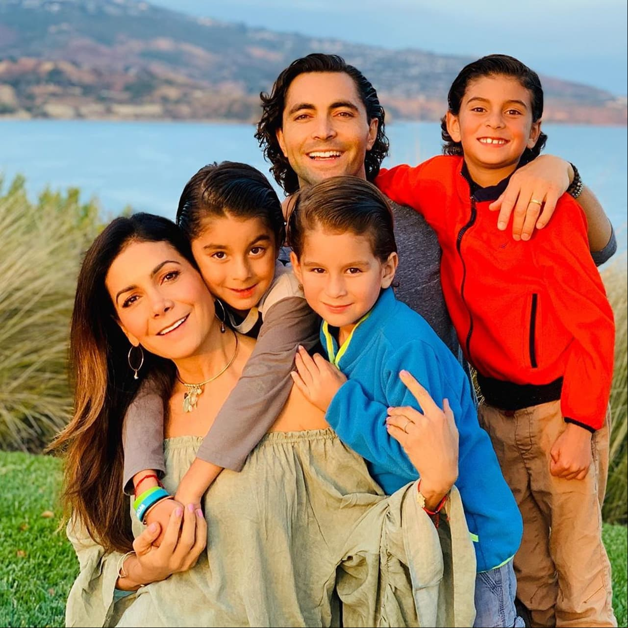 A días de la muerte de su padre, Paty Manterola dedica tierno mensaje a su familia
