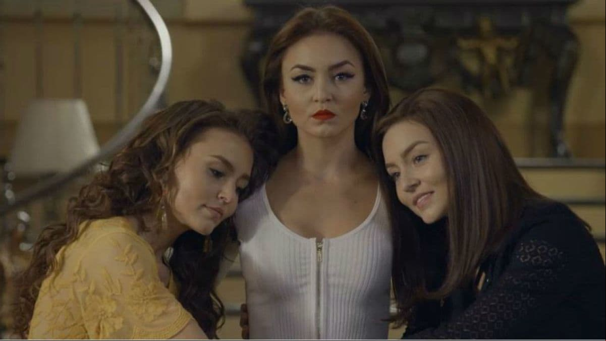 En 2016, Angelique Boyer enfrentó el reto de dar vida a tres personajes protagónicos: ‘Ana Laura’, ‘Ana Lucía’ y ‘Ana Leticia’.