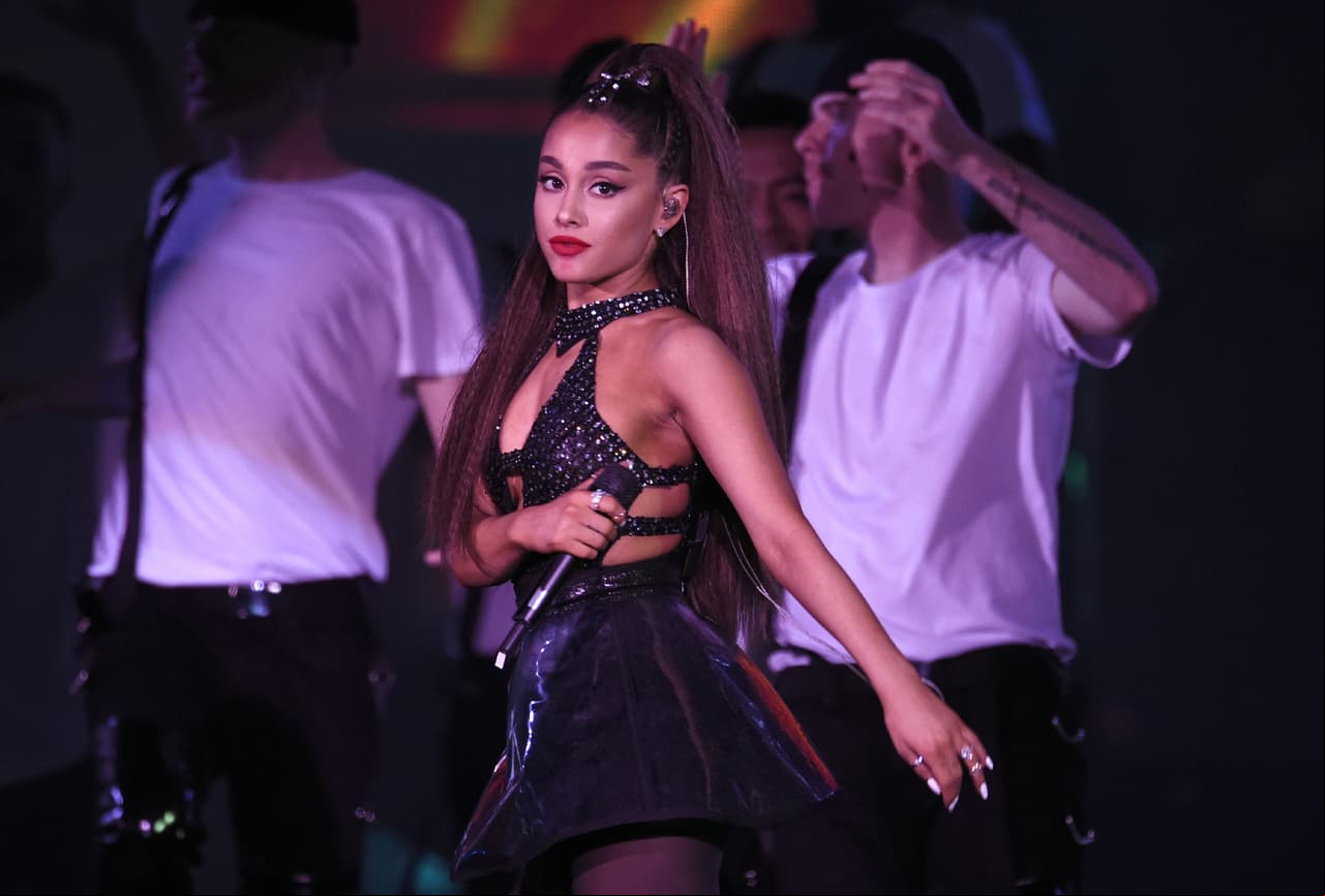 Ariana Grande luce su cabellera rubia e impacta en Instagram