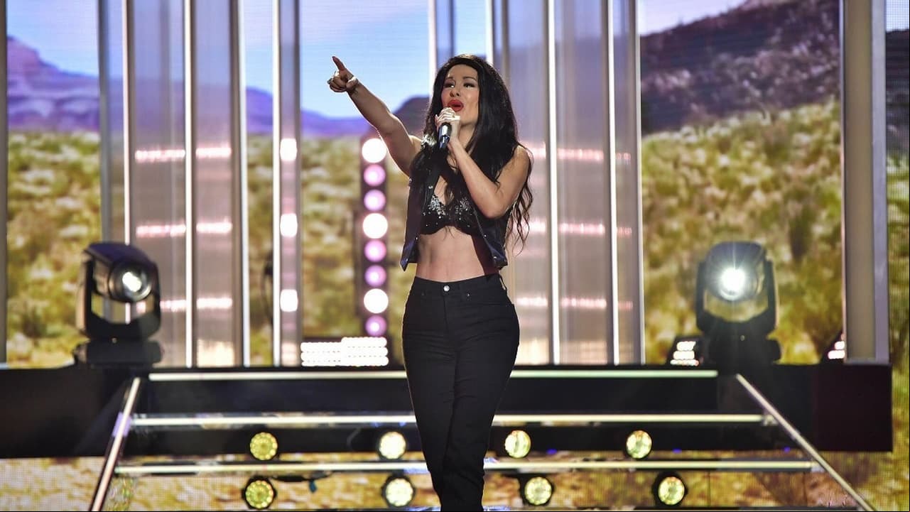 Ninel Conde rinde emotivo homenaje a Selena con ‘Amor prohibido’