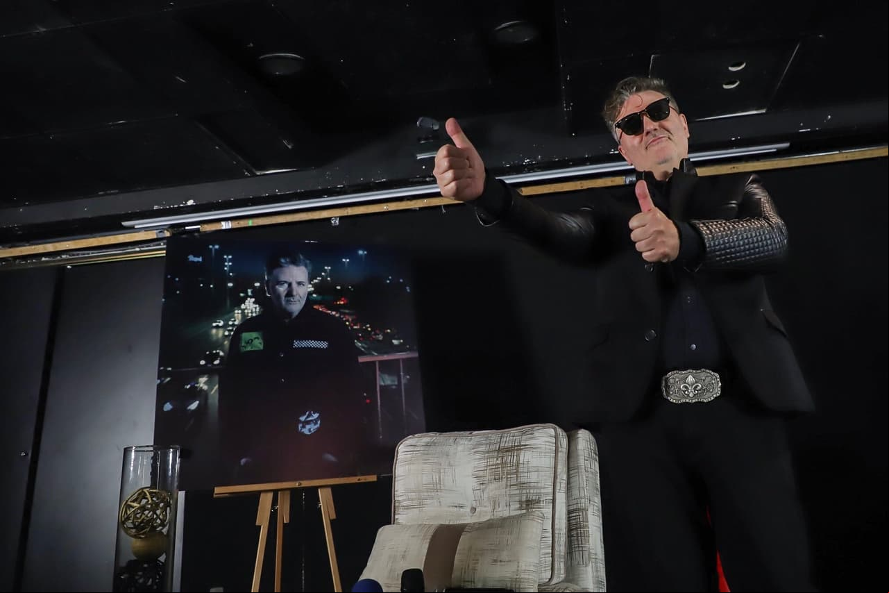 Miguel Mateos, de 64 años, celebra tres décadas del lanzamiento de su emblemático disco “Solos en América”.