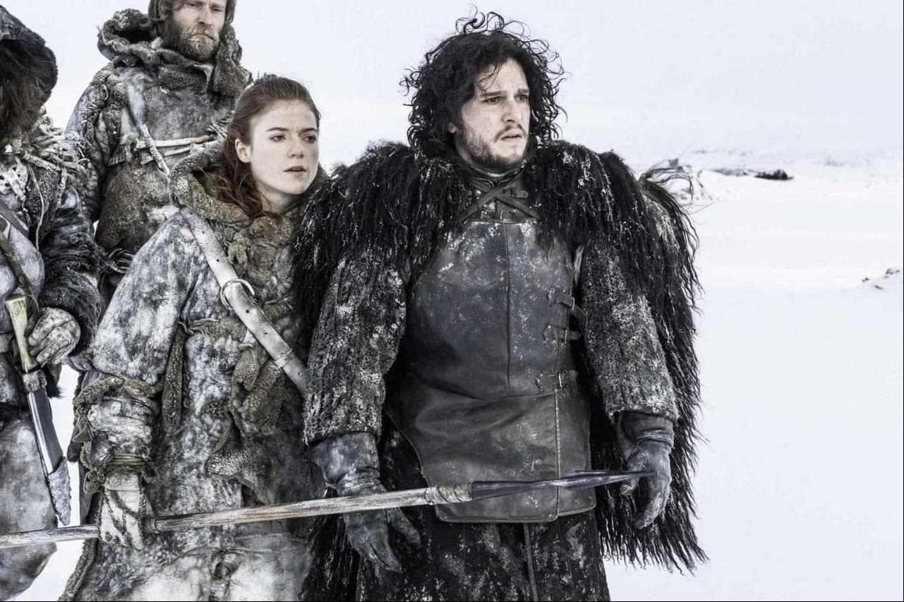 Los actores se comprometieron en 2017 tras trabajar en esta serie (FOTO: HBO)