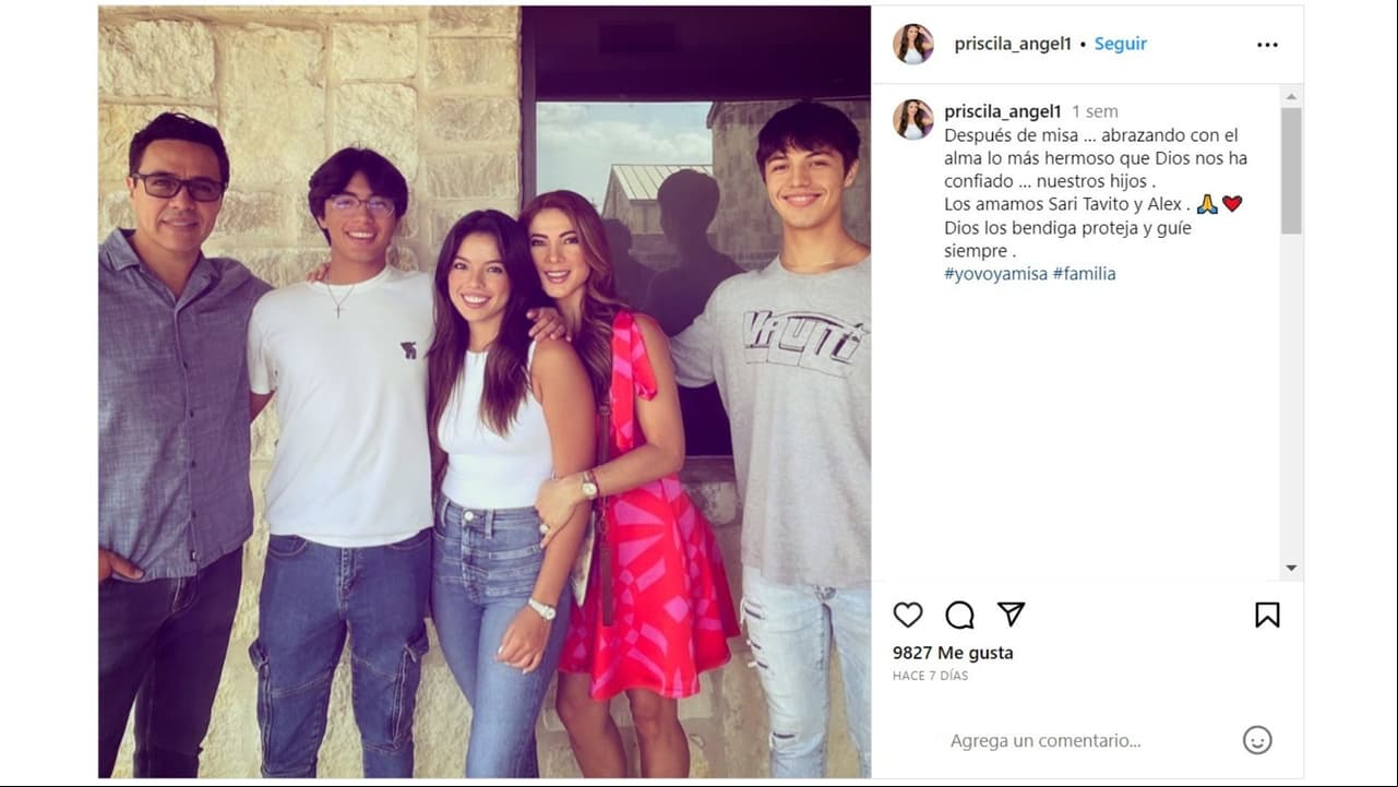 Priscila y Gustavo Ángel aparecen con sus hijos.