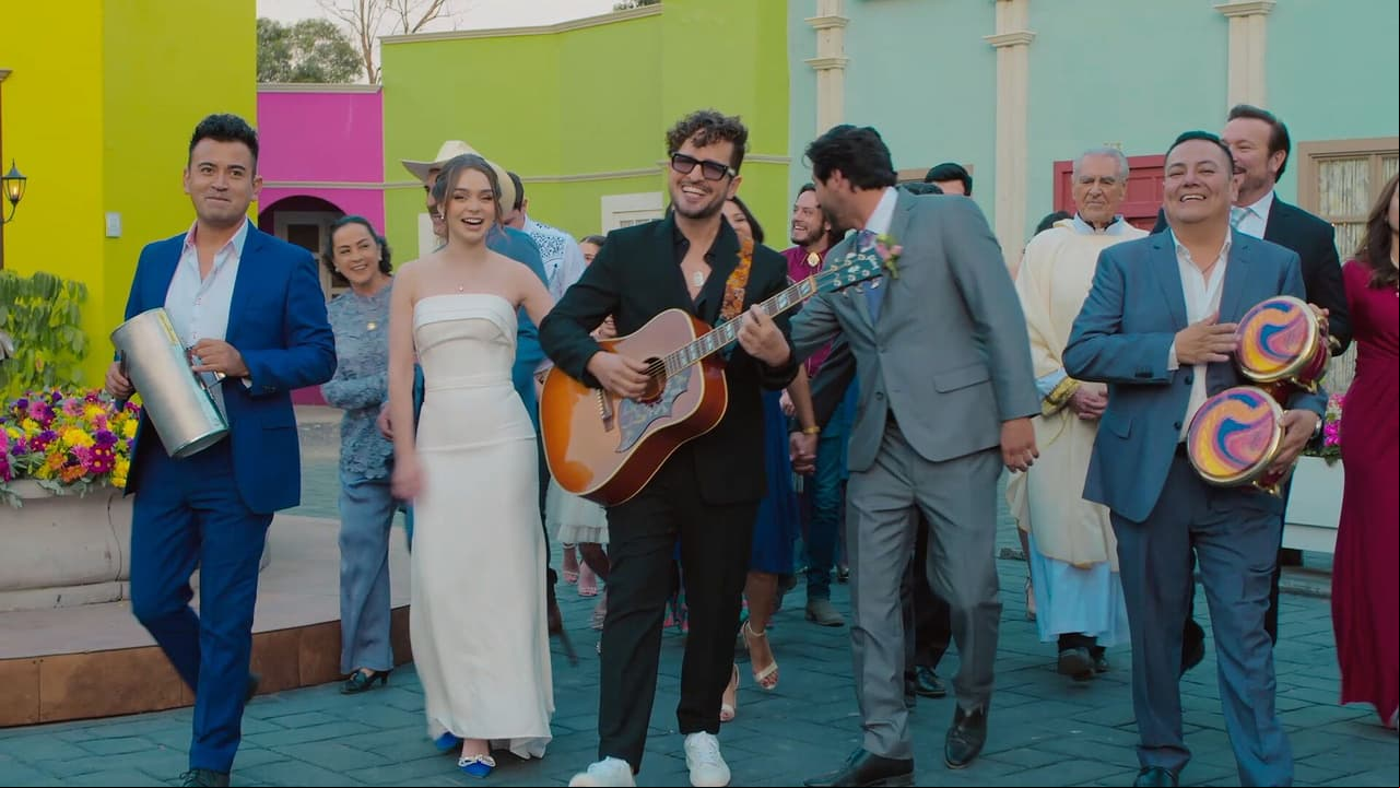 Tommy Torres canta y todos bailan en el final de ‘Mi Secreto’