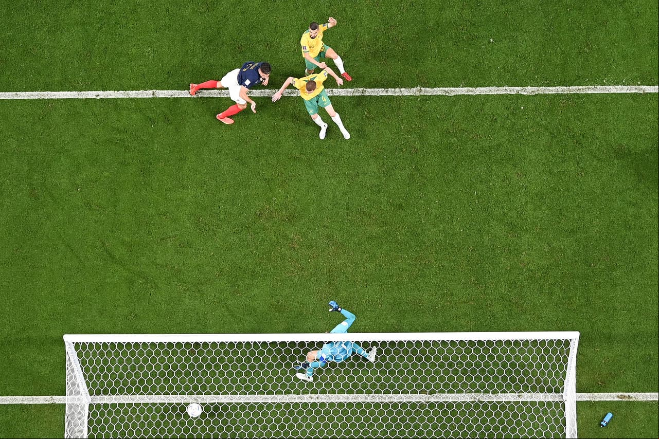 Francia pudo recomponer el camino y así remontar el marcador advesro tras la sorpresa del gol de la Selección de Australia y terminaron goleando a los 'Socceroos' en su debut Mundialista en Qatar 2022.