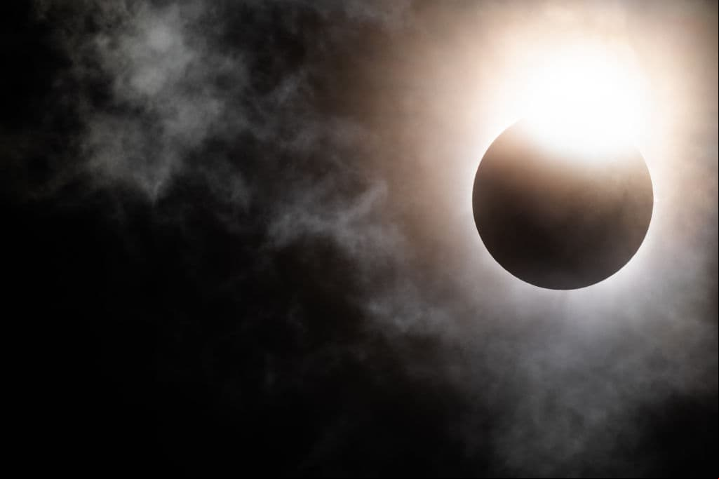 Eclipse solar