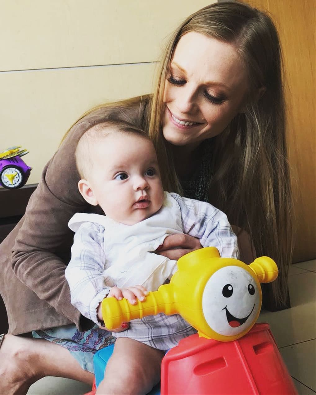 El 9 de diciembre de 2017, Ana Layevska y su esposo Rodrigo Moreira recibieron a su hija Masha.