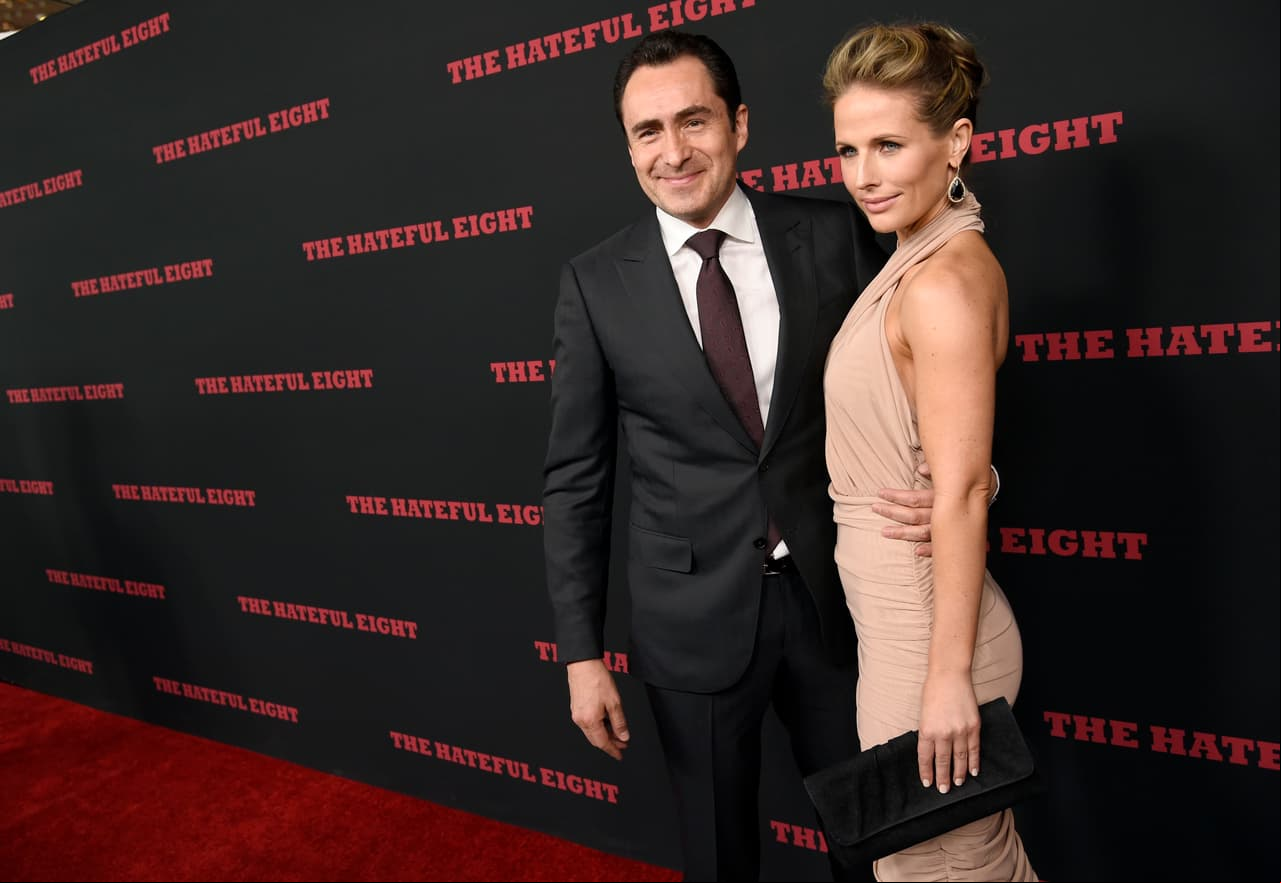 El miércoles 24 de abril, destrozado por la muerte de su esposa, el actor Demián Bichir confirmó la triste noticia de su pérdida; esta fue la historia de amor entre el actor y Stefanie Sherk.