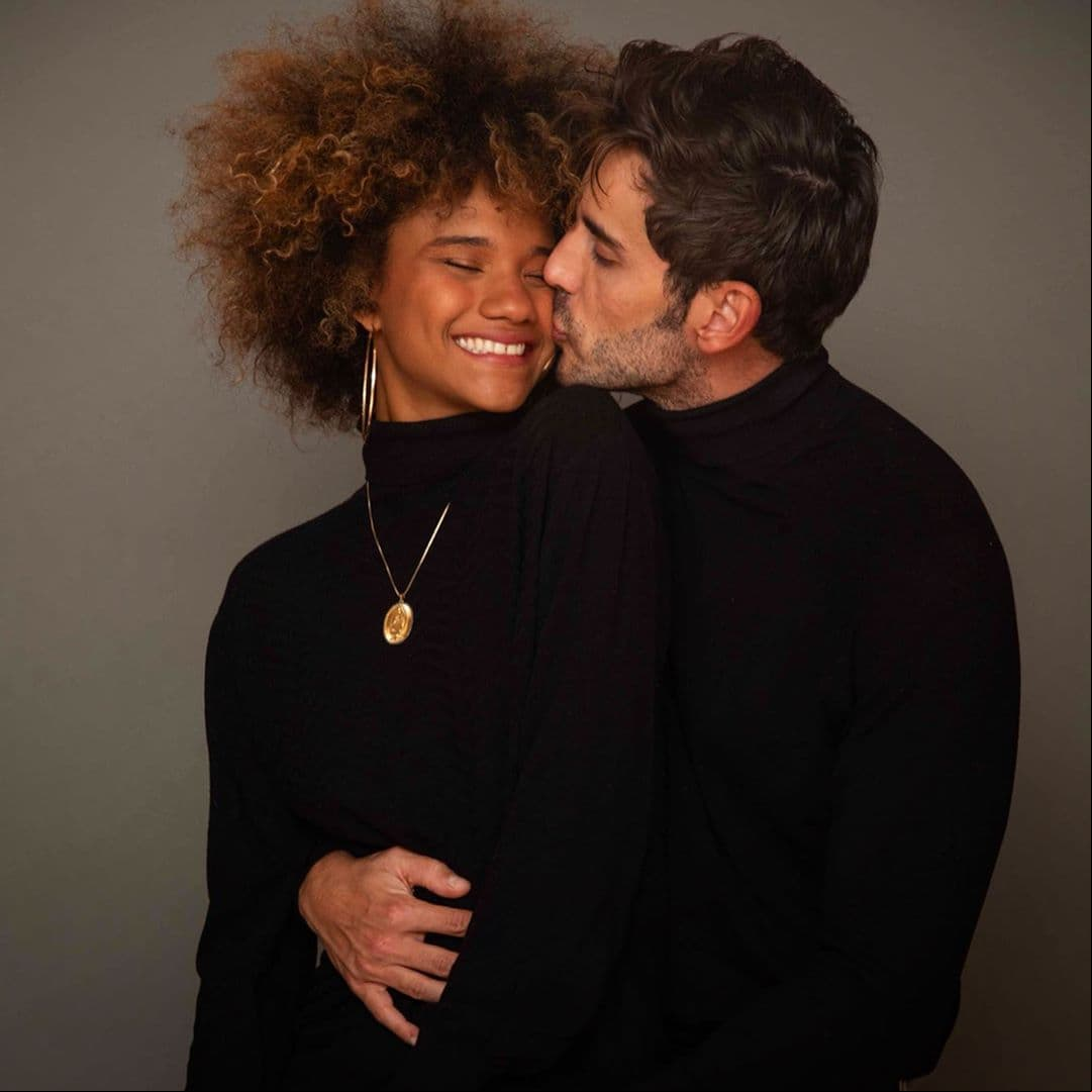 “Justo cuando decidí decirle no al amor llegó él con un beso y me envolvió. Pedrito Salamandra”, escribió en un post los primeros días de enero y desde entonces ha mostrado algunos momentos de su relación.