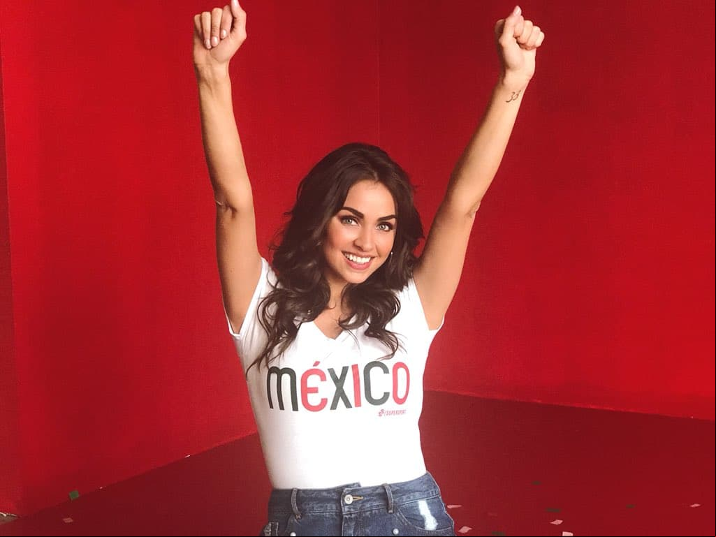 Claudia Martín festejó la victoria de México