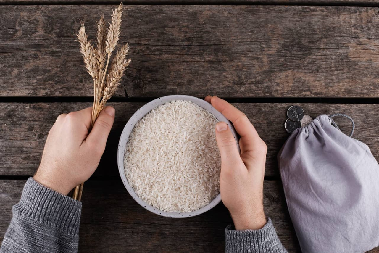 Te decimos cómo hacer el ritual del arroz para atraer la fortuna en 2025
