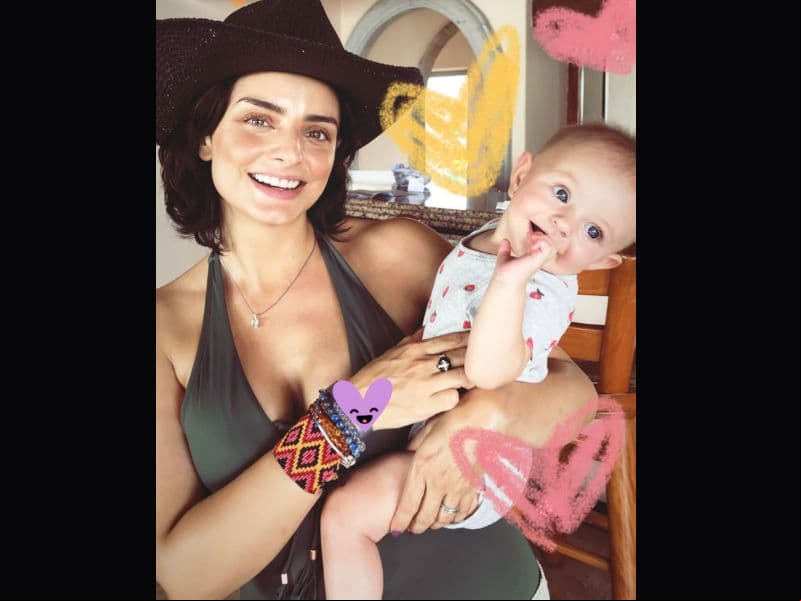 Aislinn Derbez mostró la sonrisa de su hija Kailani