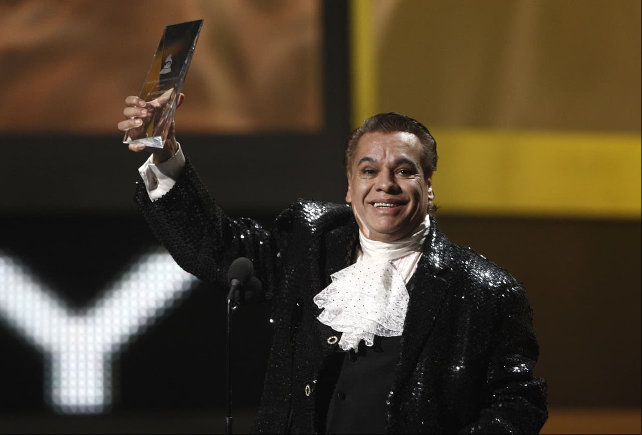 Amiga de Juan Gabriel asegura que el cantante presentía su muerte