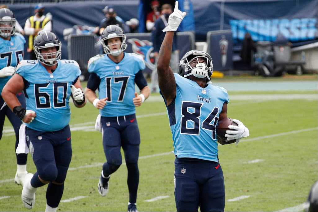 A pesar de las tres intercepciones de ‘Big Ben’ y la falla de gol de campo de Gostkowsky, los Steelers le quitan el invicto a los Titans, termina 27-24 y quedan como el único equipo sin perder partidos de la Conferencia Americana.