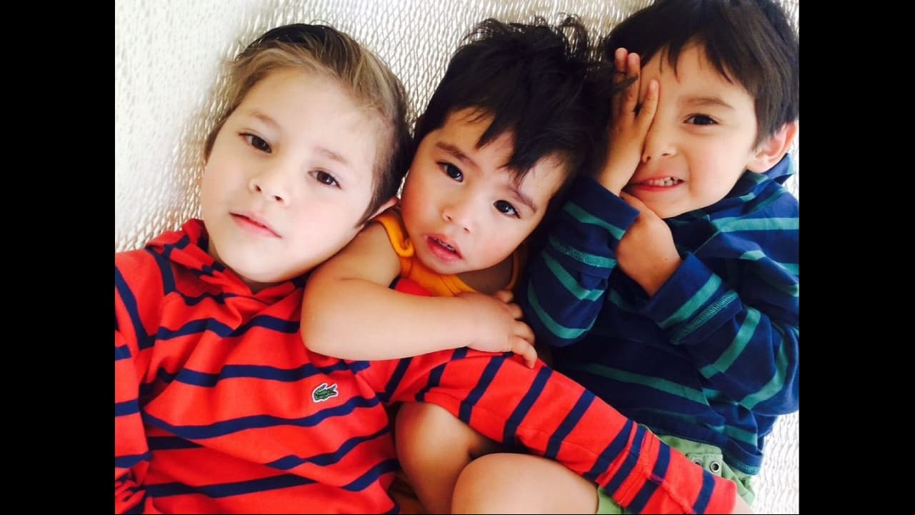 Ellos son los tres hijos de Albertano