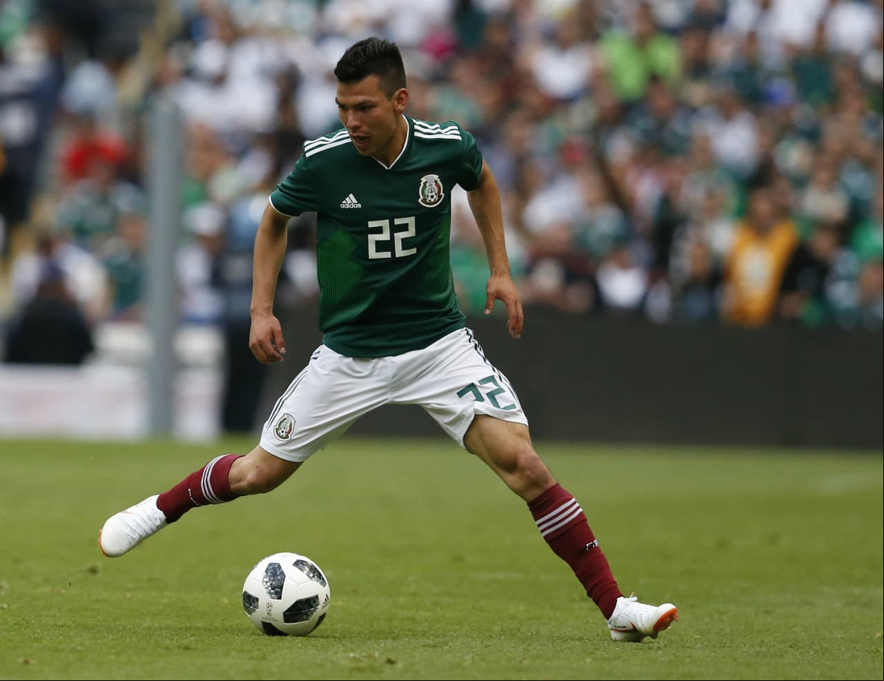 Hirving Lozano – Delantero