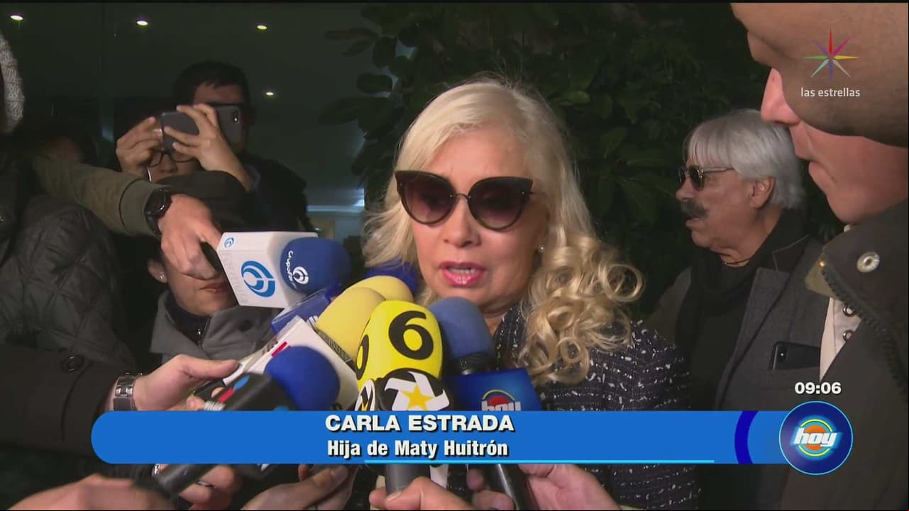 Carla Estrada da el último adiós a su mamá Maty Huitrón