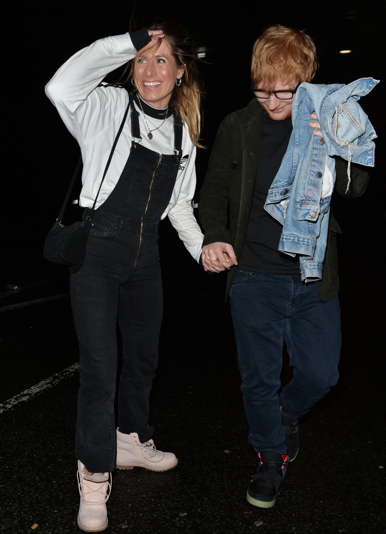 Ed Sheeran y Cherry Seaborn mantienen su romance lejos de las cámaras