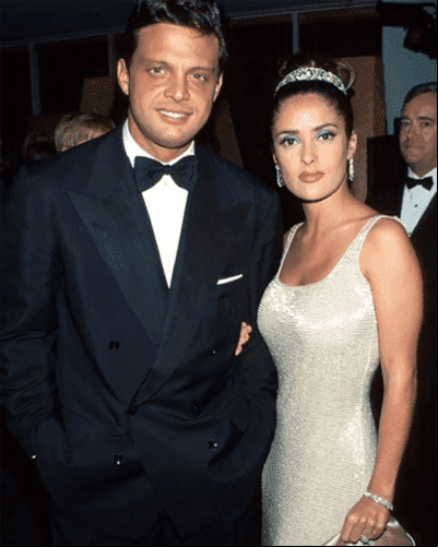 Salmita Hayek no se quedó atrás, aquí en una gala de los Premios Óscar.