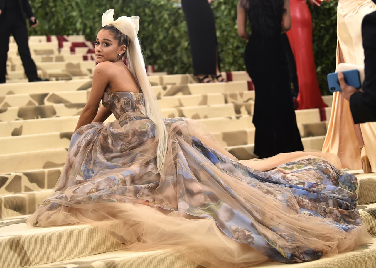 Ariana Grande presume a su nueva pareja en Instagram