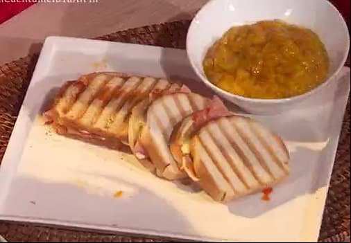 RECETA: Sándwich con aderezo de mango y habanero