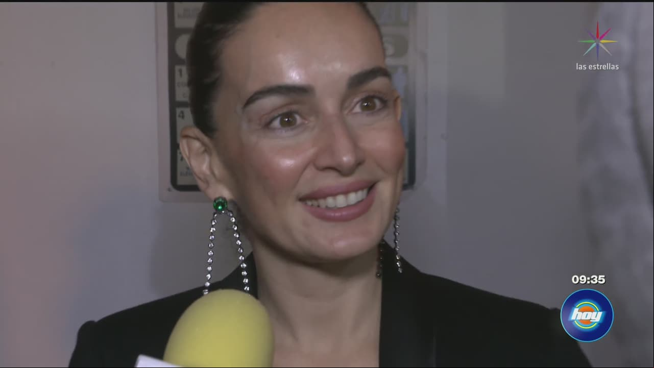 Ana de la Reguera es anfitriona de &#39;Reír se siente bien&#39;