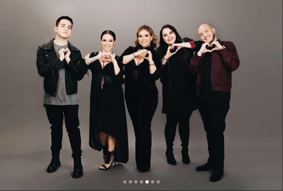 Chiquis y Juan Ángel Rivera comparten emotivas reacciones al escuchar a Jenni con su nueva canción