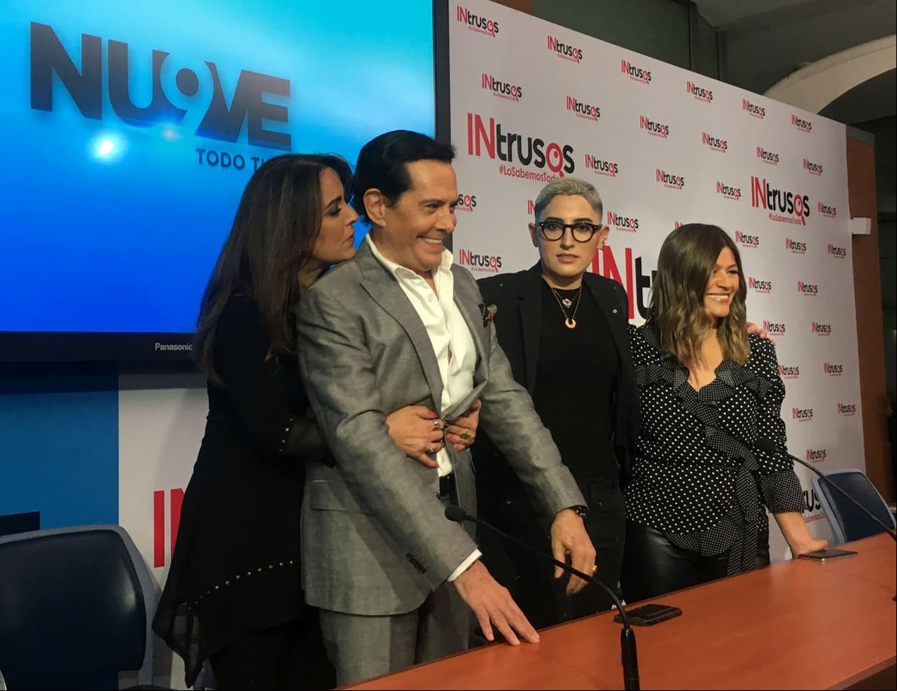 Juan José Origel, Martha Figueroa, Aurora Valle y Maca Carriedo serán los "intrusos" del espectáculo