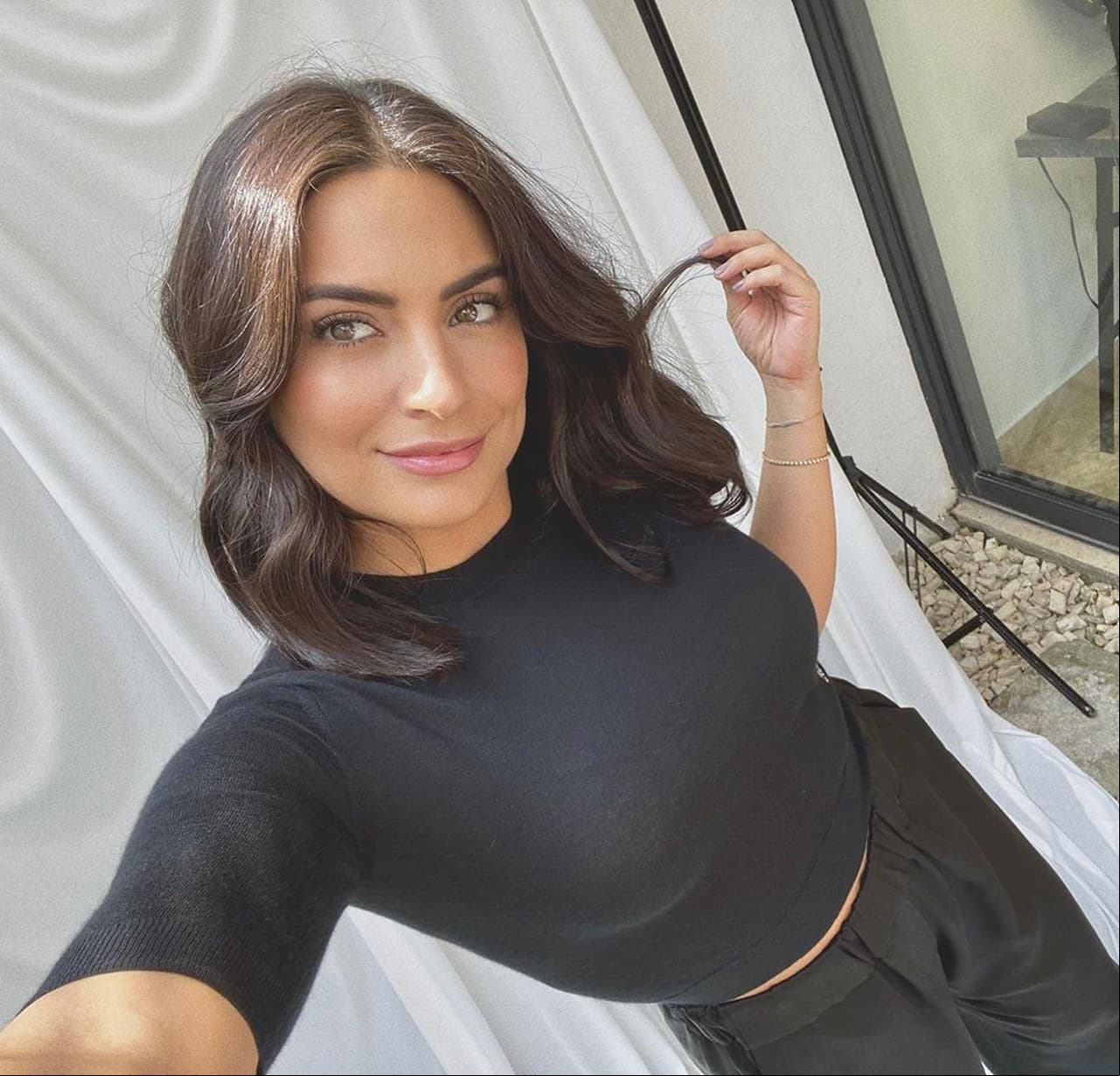 Ana Brenda Contreras se pinta el cabello sola por primera vez: “Me encantó cómo me quedó”