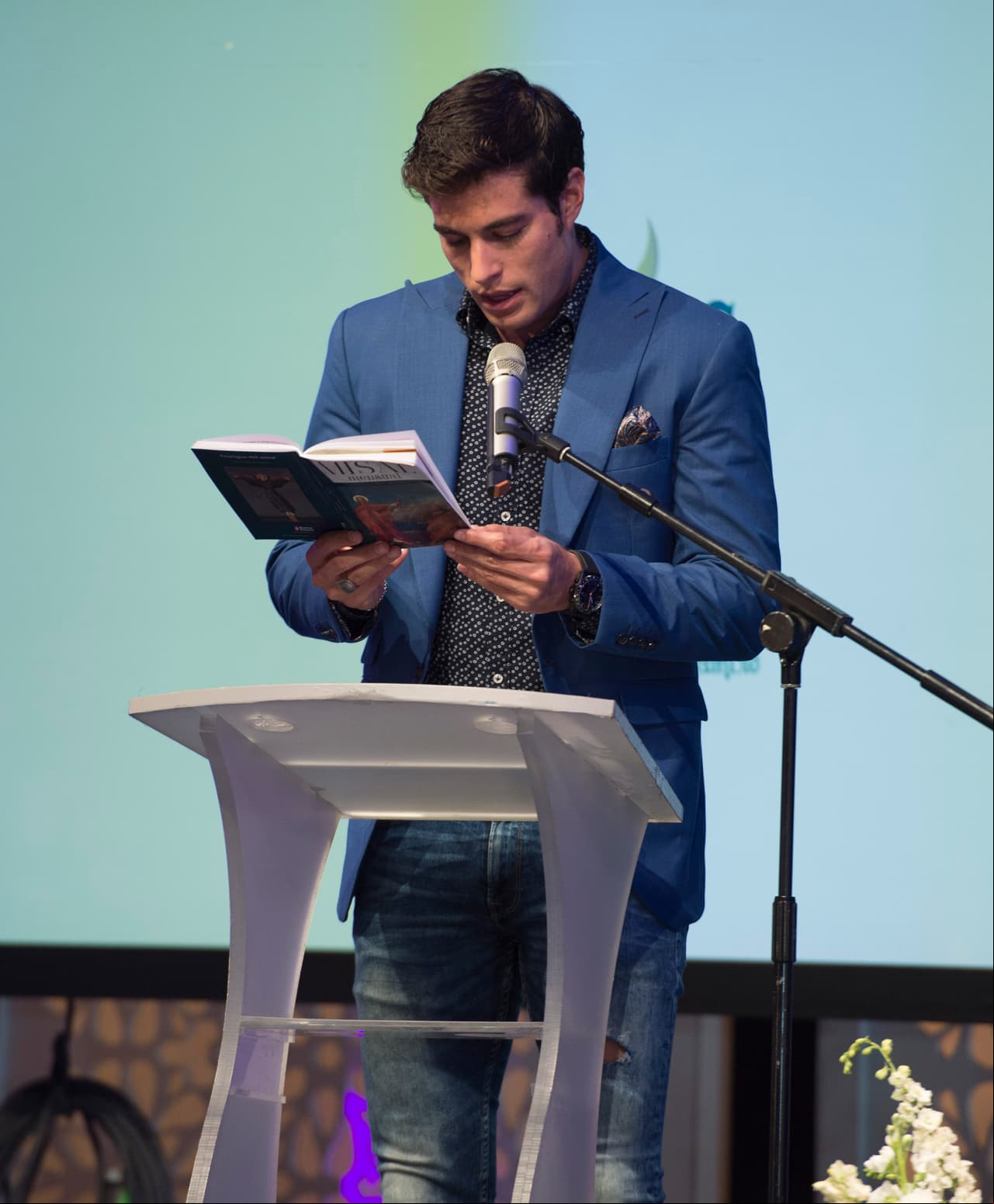 Seguida por el galán de la historia, Danilo Carrera, quien se mostró agradecido por su participación en la nueva producción de Televisa.